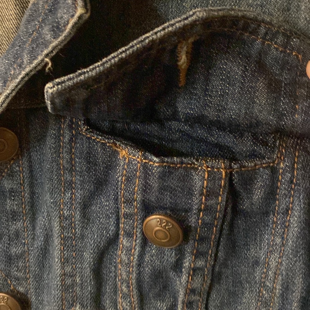 Adam Levine Jean vest - Picture 5 of 8